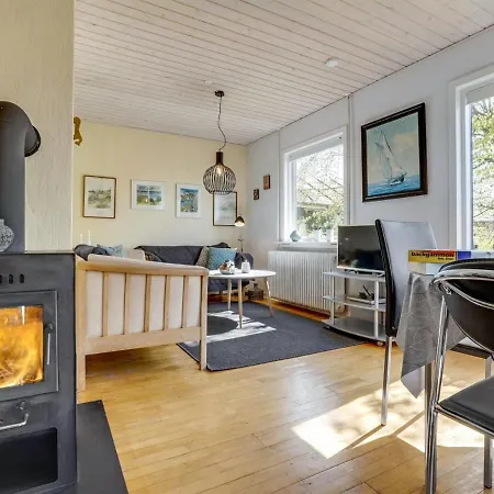 Holiday home Fedder - 700m From The Sea In Nw Jutland By Interhome Skagen